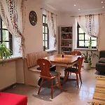 Haus Wiese&lagune Apartment *